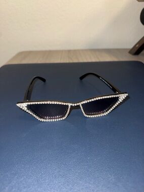 Rhinestone Trim Black Cat-Eye Sunglasses
